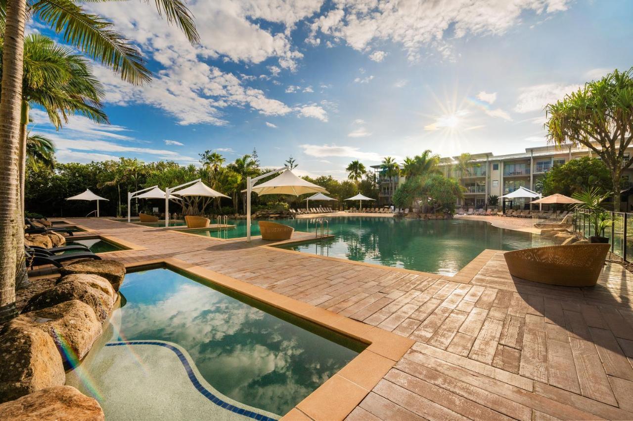 Peppers Salt Resort & Spa Kingscliff Exterior photo Pool at Peppers Mantra on Saltwater Island