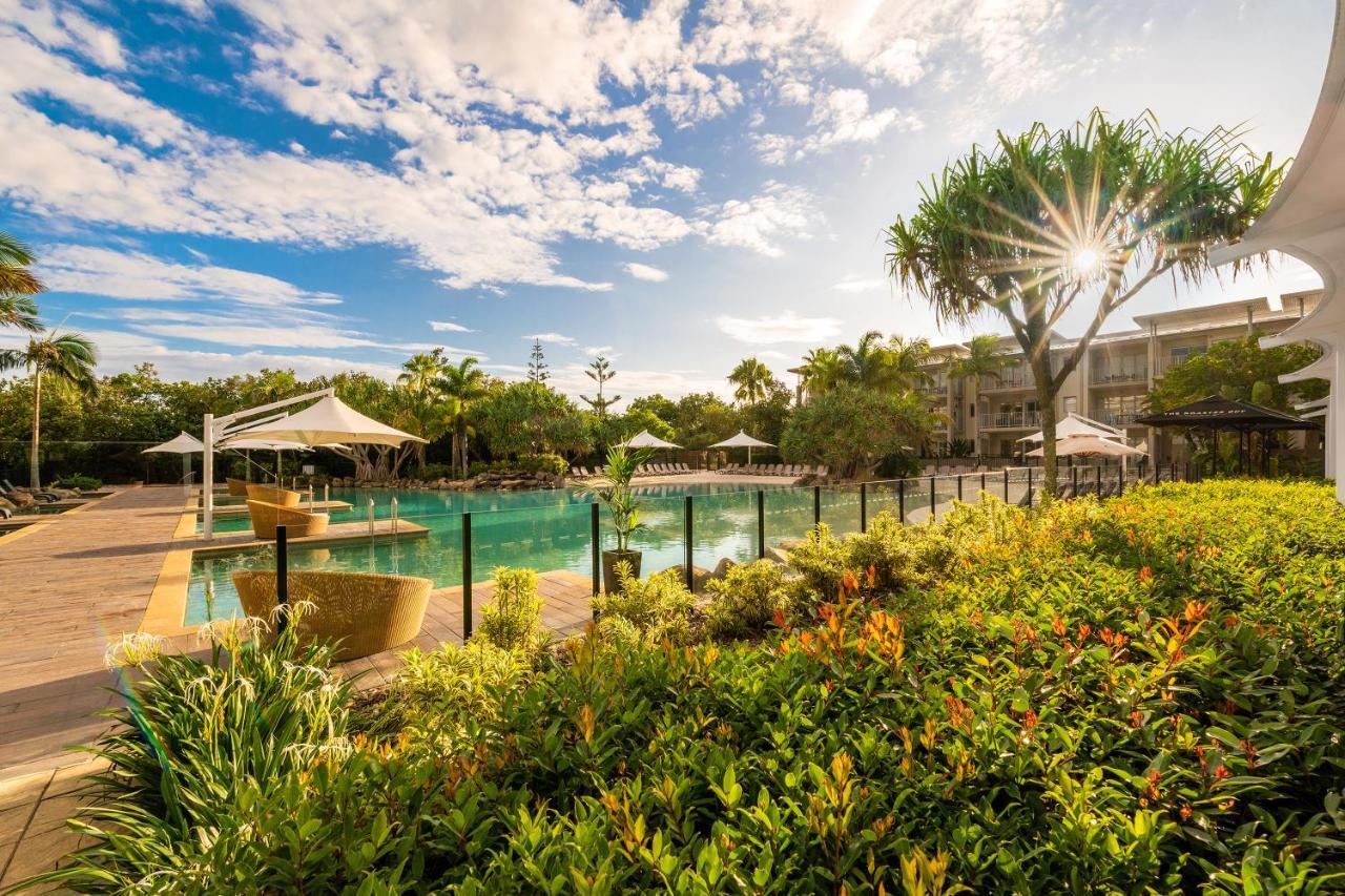 Peppers Salt Resort & Spa Kingscliff Exterior photo The pool at the resort