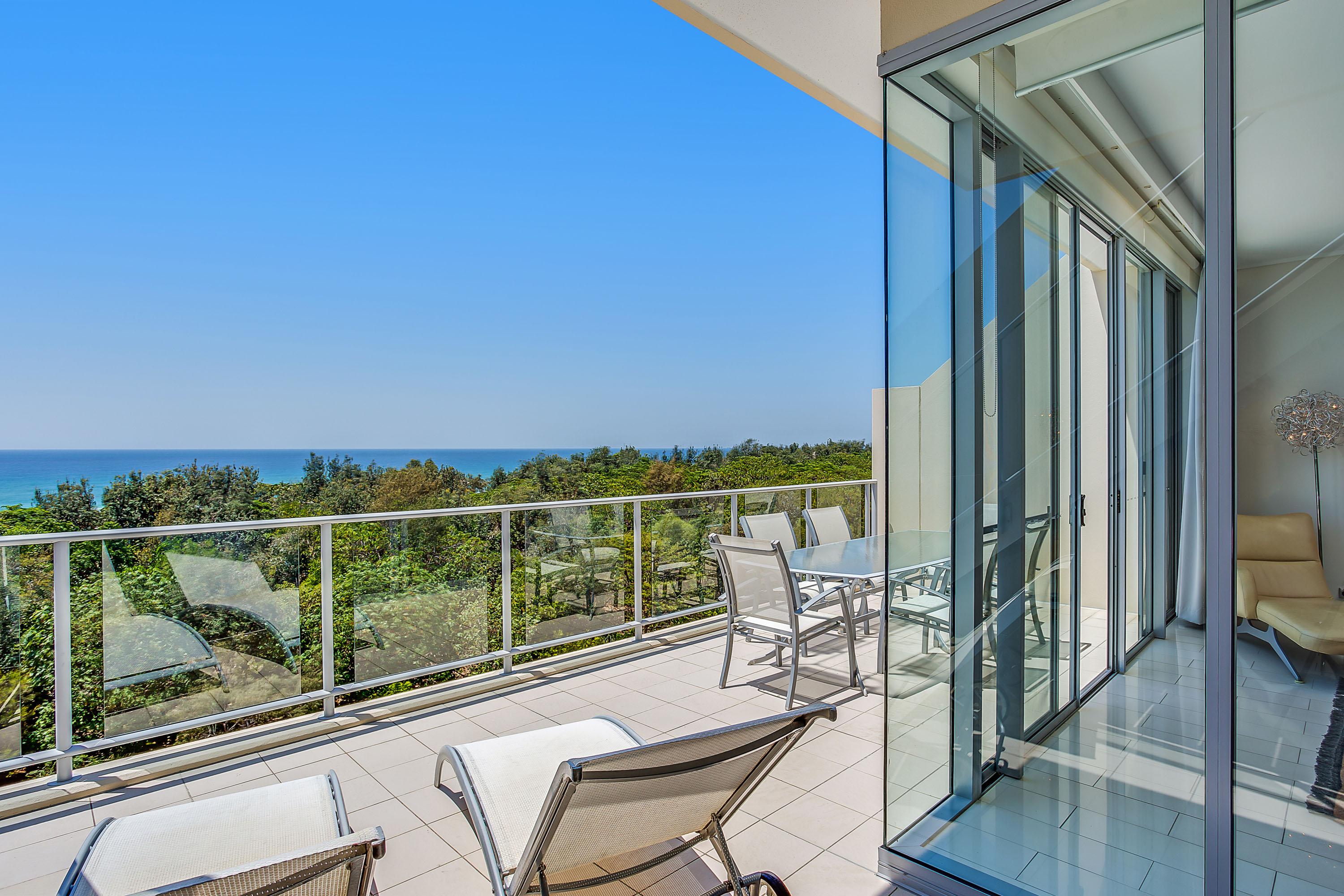 Peppers Salt Resort & Spa Kingscliff Exterior photo Balcony