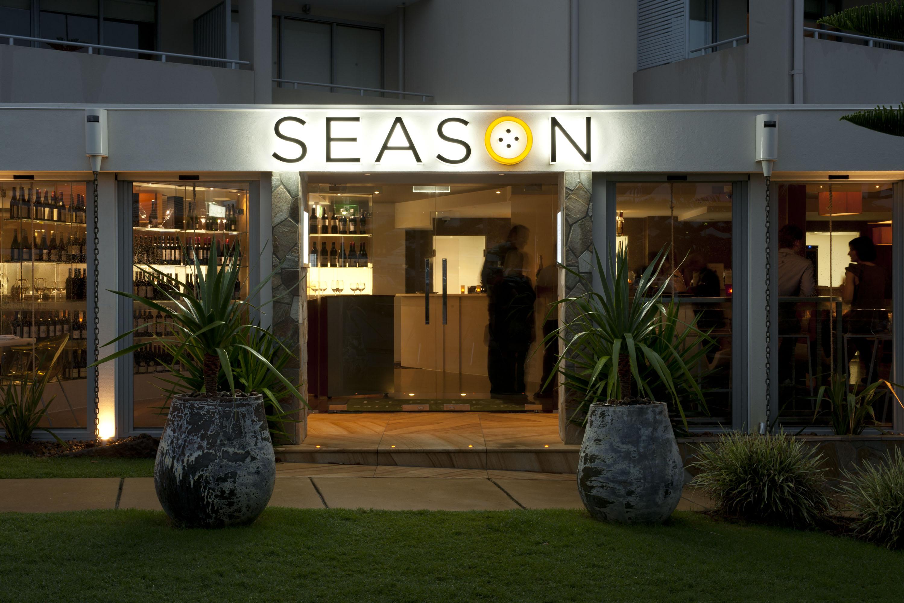 Peppers Salt Resort & Spa Kingscliff Exterior photo Season Restaurant